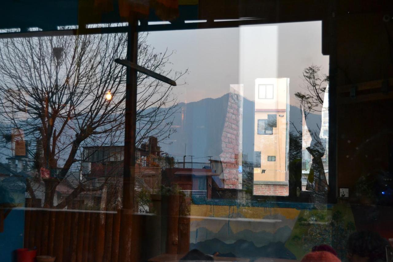 Fireflies Hostel Katmandu Eksteriør bilde