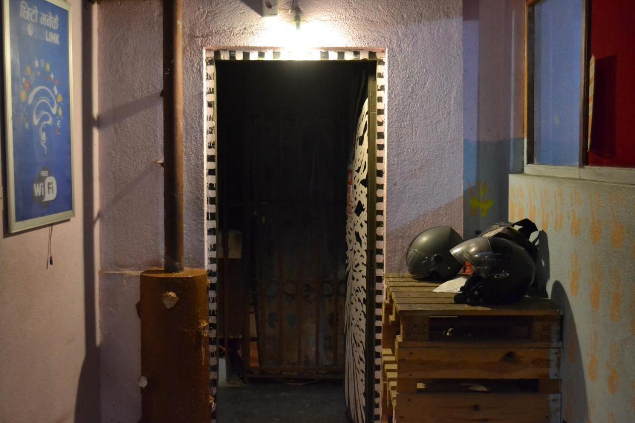 Fireflies Hostel Katmandu Eksteriør bilde