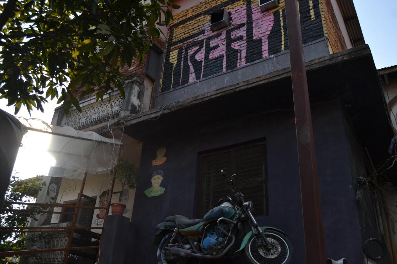 Fireflies Hostel Katmandu Eksteriør bilde